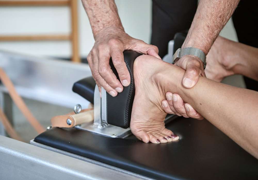 foot on shoulder rest