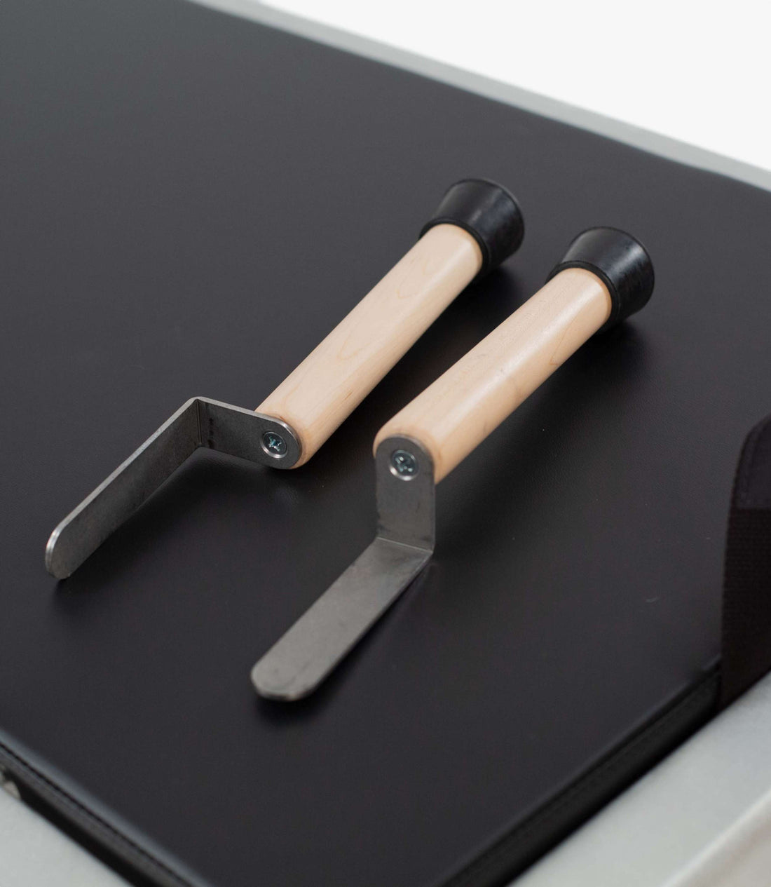 Mat Dowel Handles